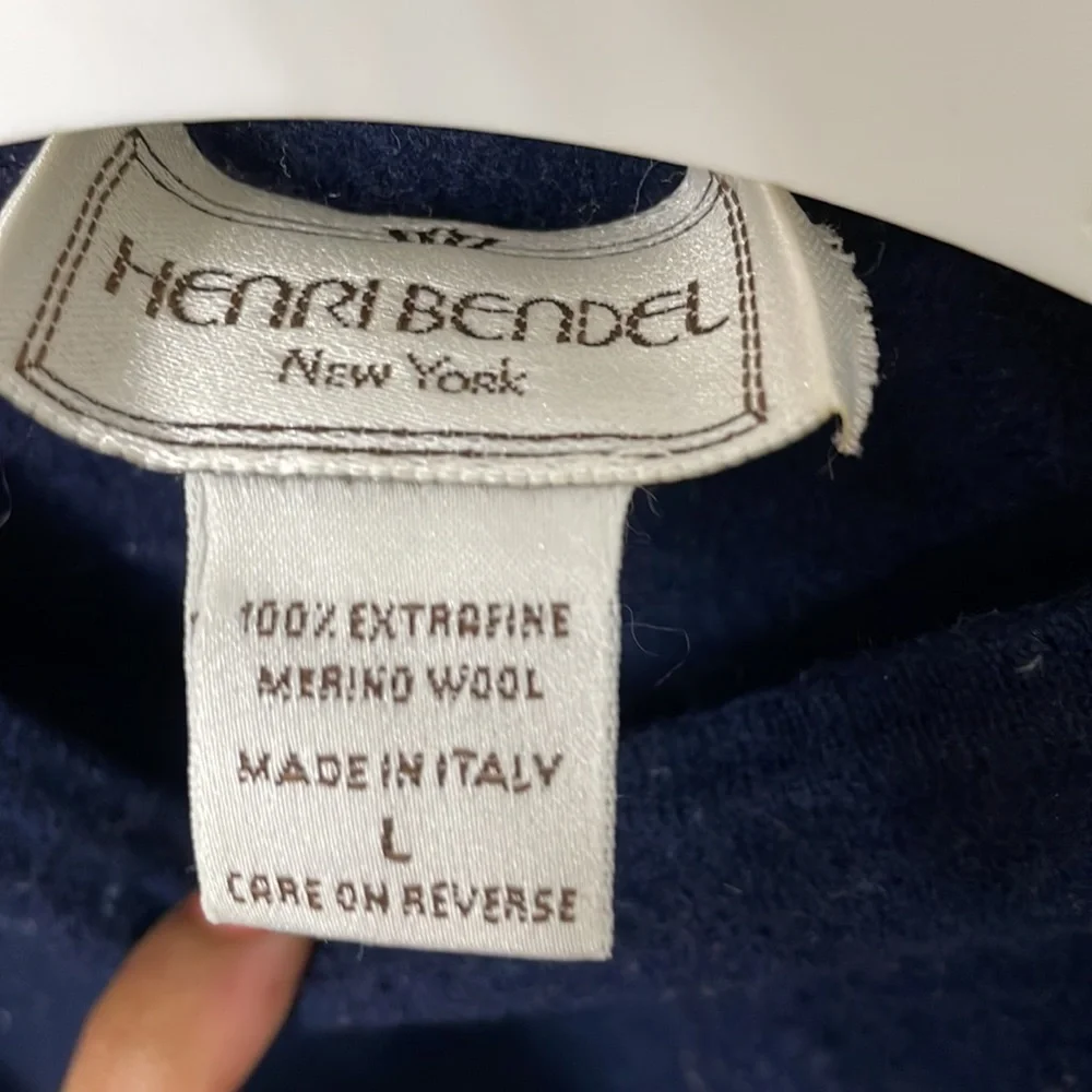 Henry Bendel NYC 100% wool sweater shrunk crop top sweatshirt DARK NAVY